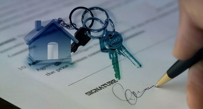 Activitatea agenților imobiliari a scăzut cu circa 75% în martie, în București.