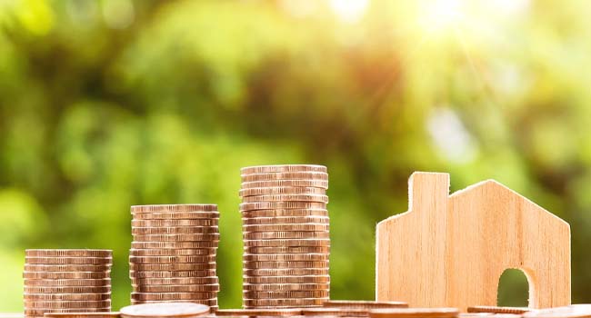 Ratele la creditele ipotecare, comparativ cu salariul mediu net