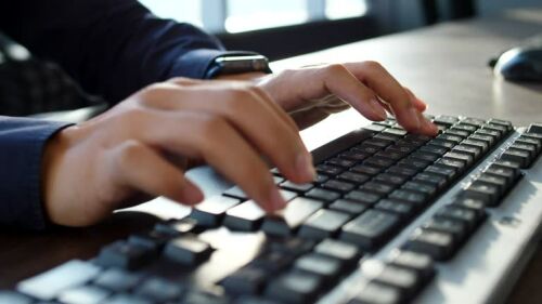 Granturi de pana la 300.000 euro pentru IMM-uri