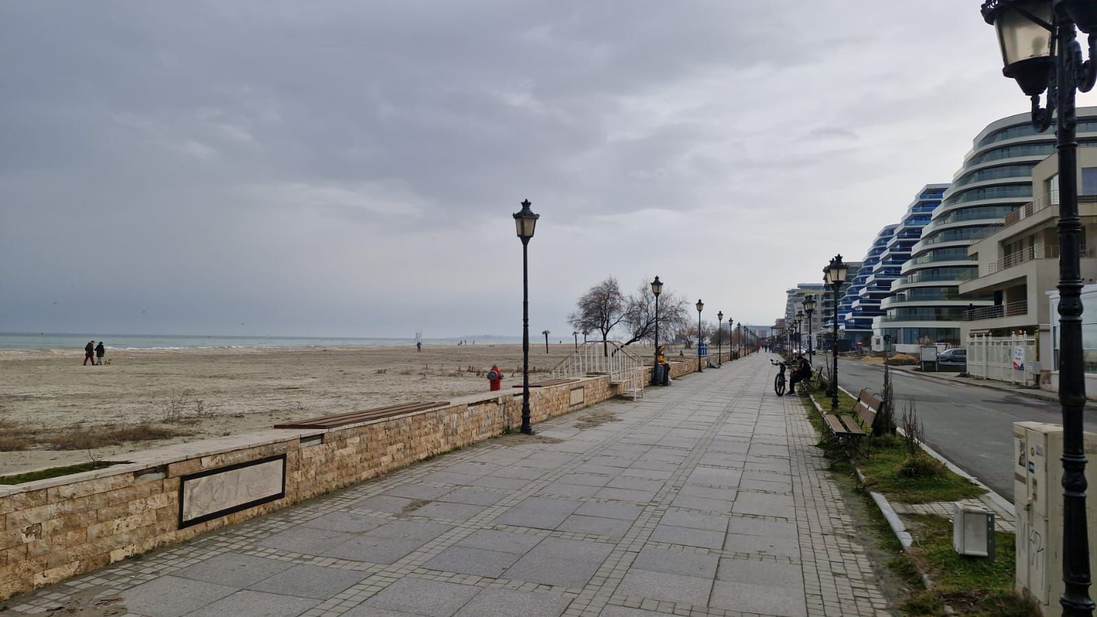 Antreprenorii din turism sunt nevoiti sa reduca personalul, dar au nevoie de angajati calificati