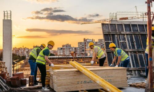 Estimari: Productia si preturile din constructii vor creste